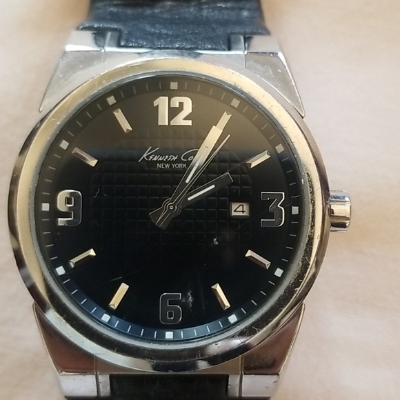 Authentic Mens Watches - Picture 5 of 6